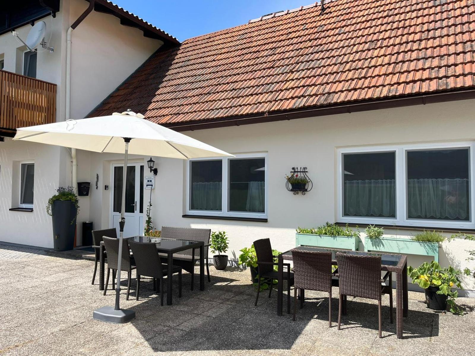 Danner Familien-Ferienwohnungen Schoerfling Am Attersee Buitenkant foto